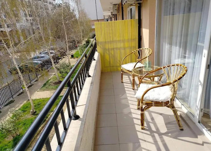 Daisy Grand Kamelia Apartament *