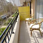 Daisy Grand Kamelia Apartment *