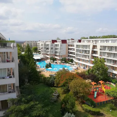 Daisy Grand Kamelia Apartment Slantschew brjag