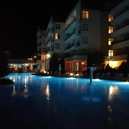 Lejlighed Daisy Grand Kamelia *